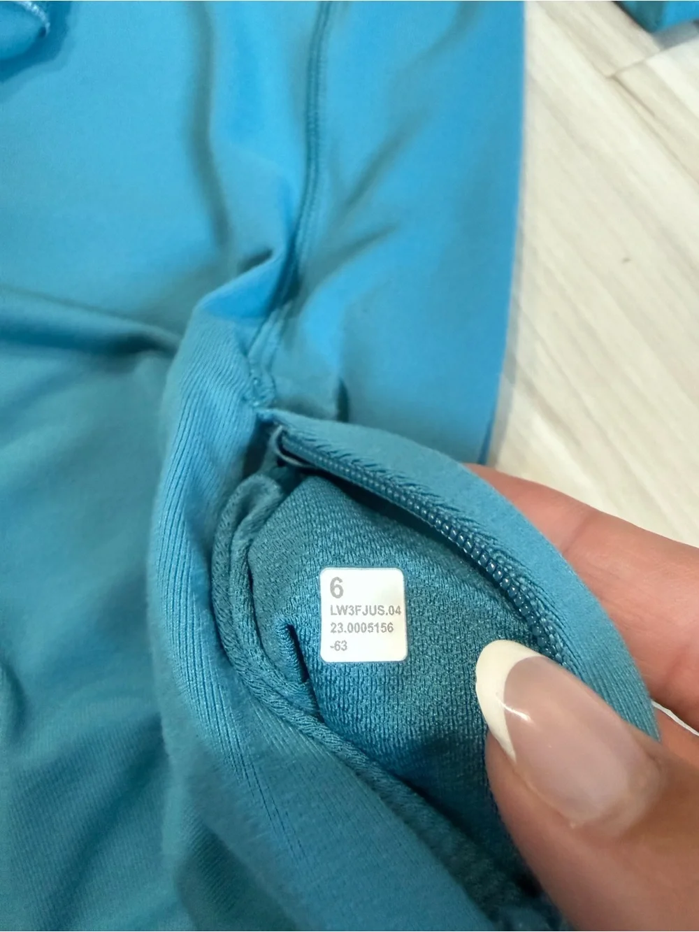 lululemon athletica Teal Rulu Long-Sleeve Crew Neck Top size 6